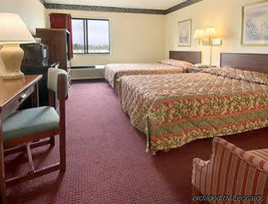 ซูเปอร์ 8 บาย วินด์แฮม ดูสัน ลาฟาแยต เวสต์ แอเรีย Motel Duson ภายนอก รูปภาพ